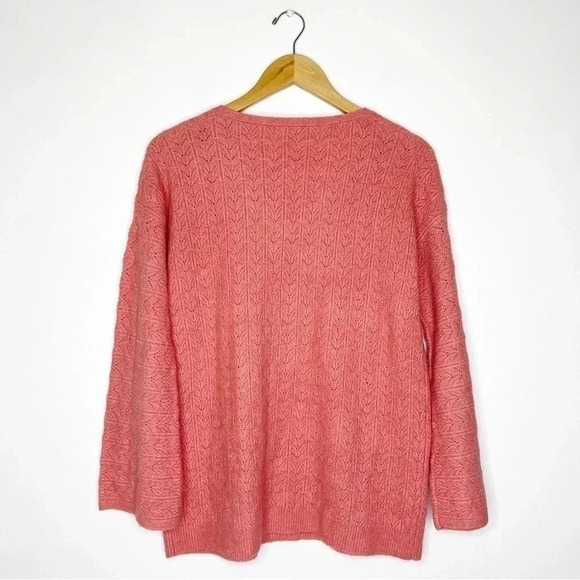 Chico's 0 V Neck Coral Sweater Size Small - Picture 6 of 7